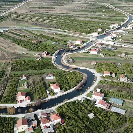 Apartmán Opuzen 1 *